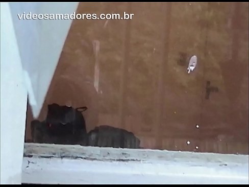 ❤️ Zilamê hov li hevala xwe ya bi xortek din re temaşe dike, vîdyoyek qeşeng tomar dike bêyî ku hevjînê aciz bike Vîdyoyê porno li ku.pornohammer.ru ❤